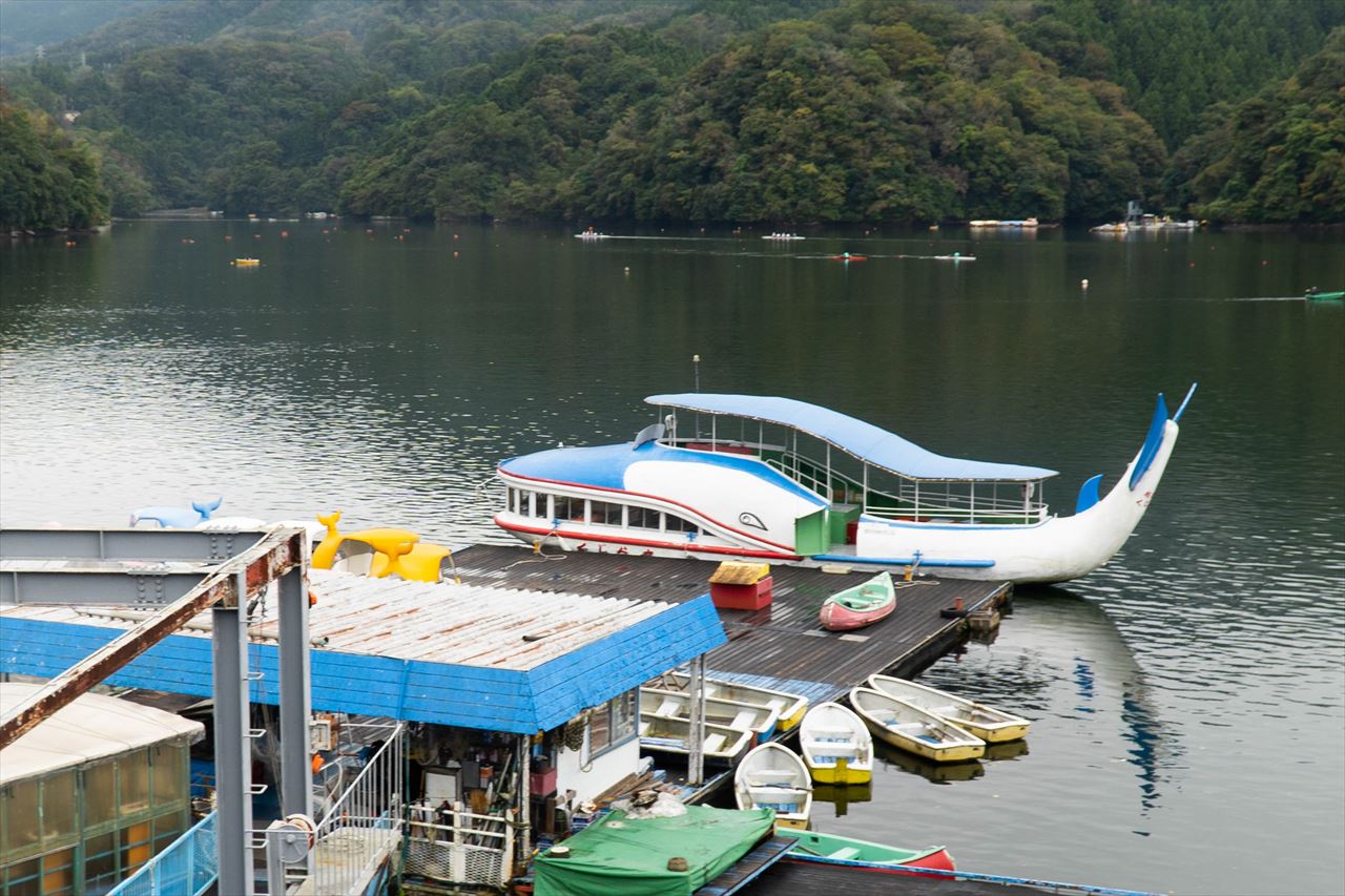 友人や家族と一緒に！キャンプ＆相模湖での特別な朝を楽しむ1泊2日旅