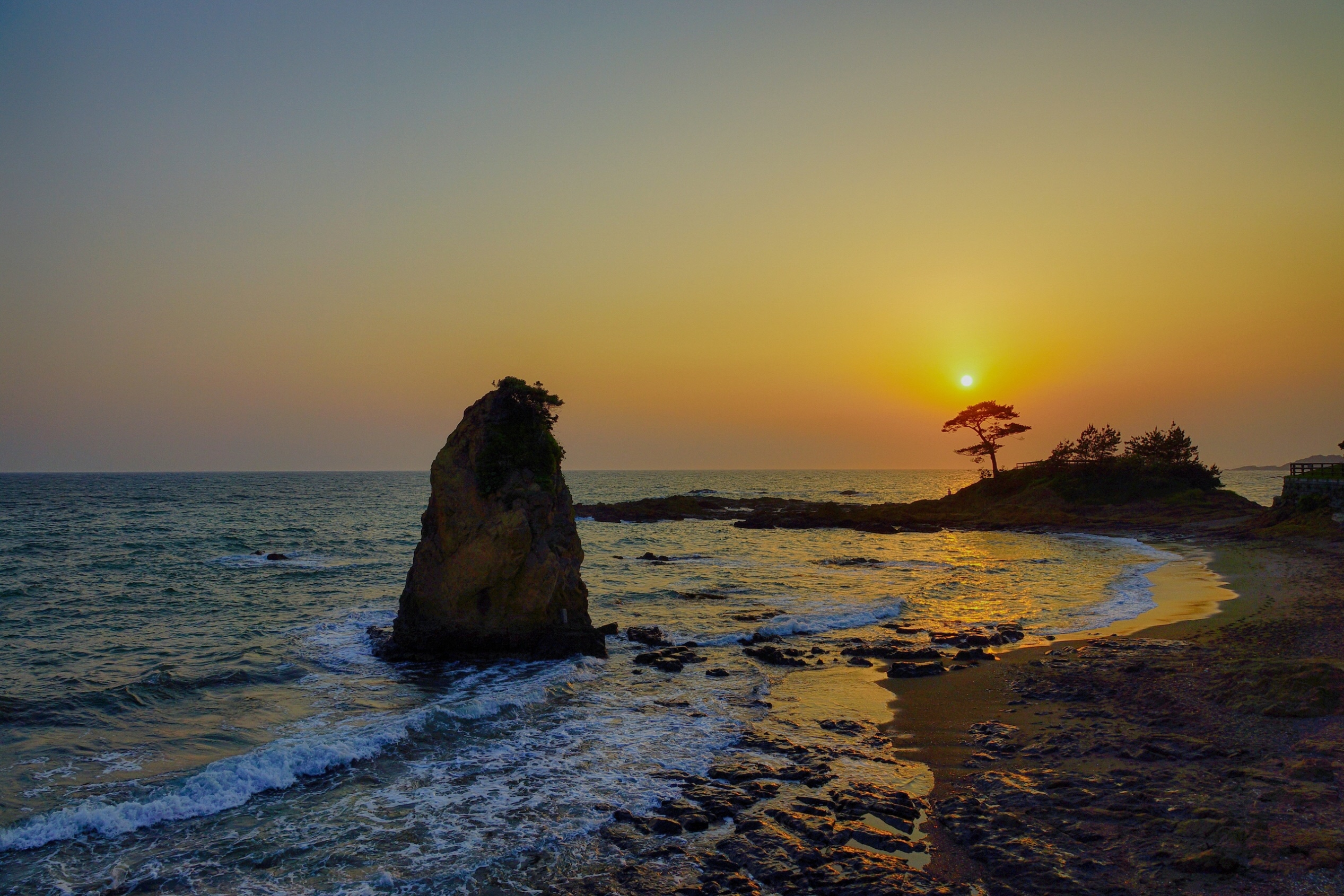 秋谷・立石海岸「秋谷の立石」